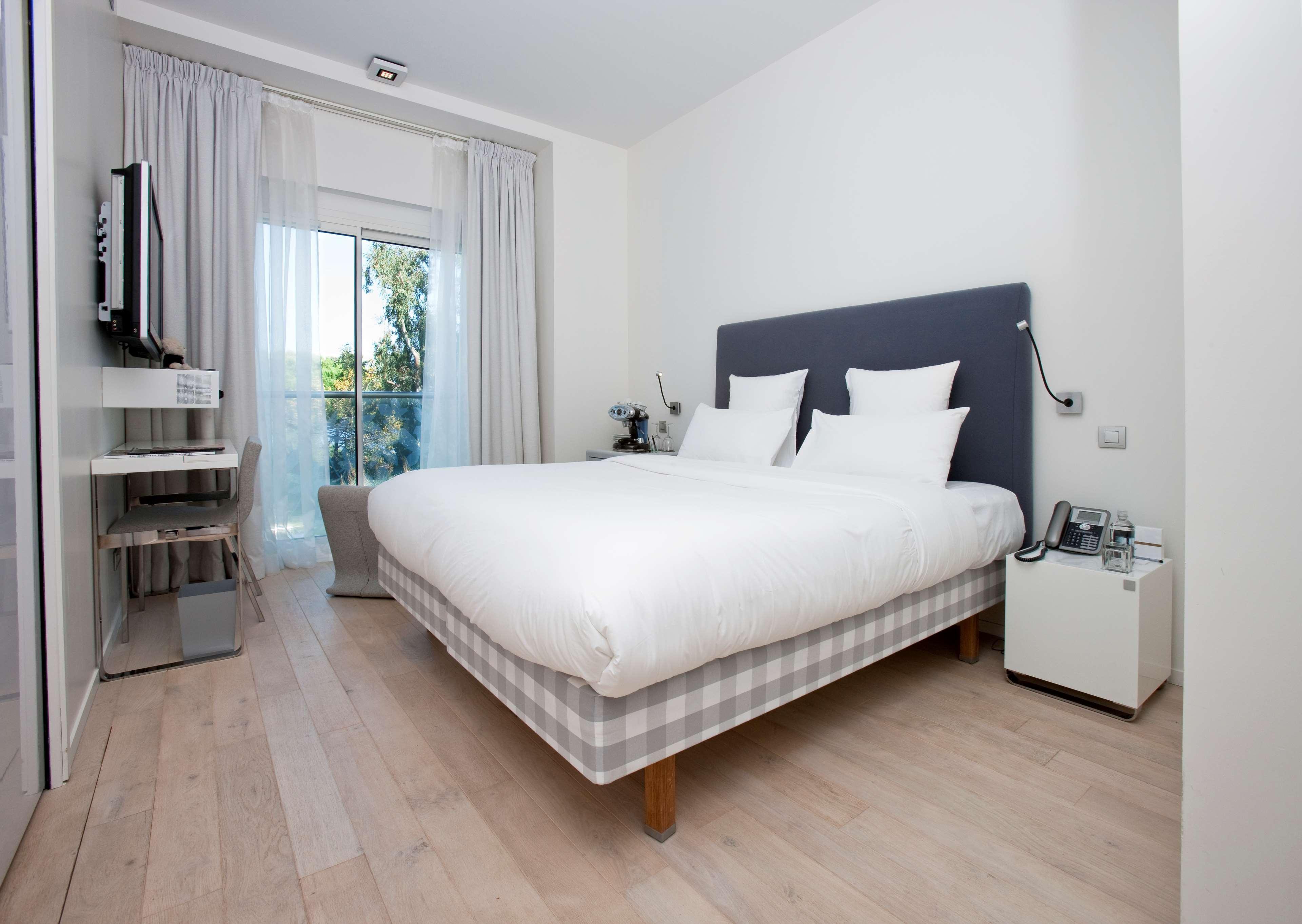 Kube Saint-tropez Hotel