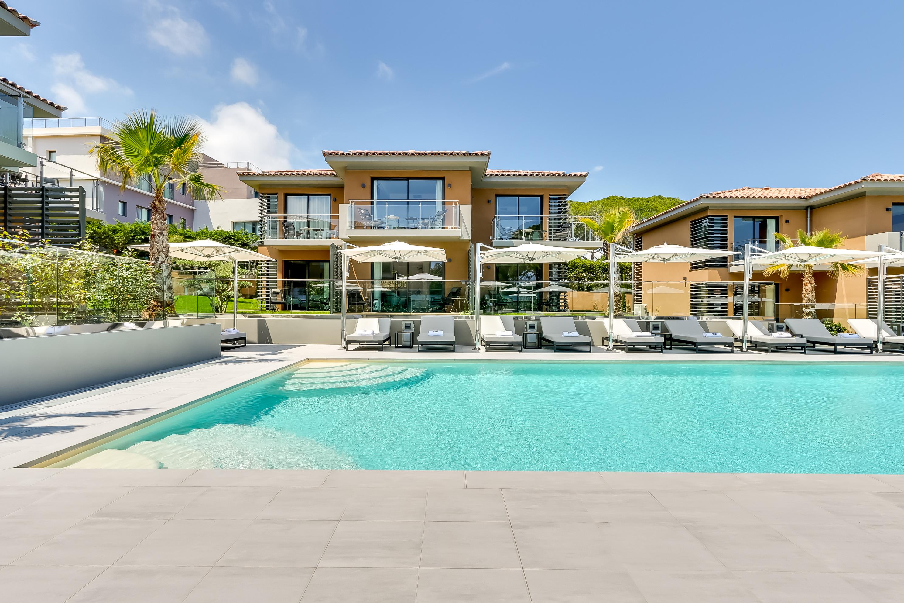Kube Saint-tropez Hotel 5*